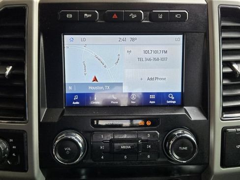 Used 2020 Ford F250 Lariat w/ Lariat Value Package AWD/4WD image 19