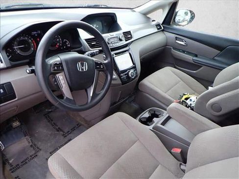Used 2015 Honda Odyssey EX image 11