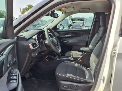 Used 2023 Chevrolet TrailBlazer LT w/ Convenience Package AWD/4WD image 20