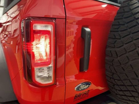 Used 2023 Ford Bronco Big Bend w/ Sasquatch Package AWD/4WD image 25