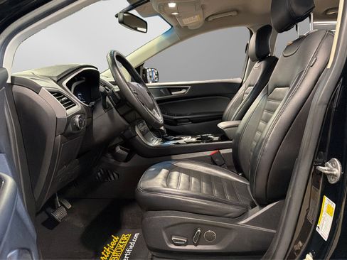 Used 2018 Ford Edge SEL w/ Equipment Group 201A AWD/4WD image 17