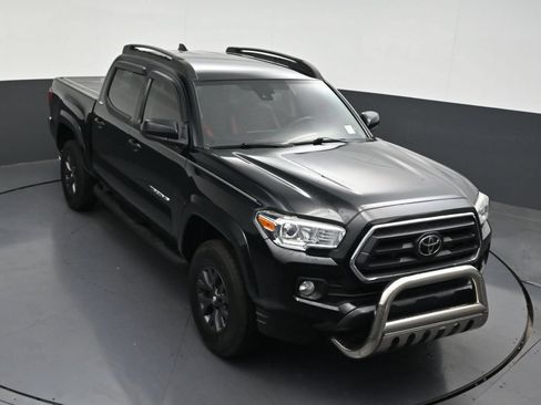 Used 2021 Toyota Tacoma SR5 RWD image 21