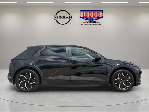 Used 2023 Kia EV6 Wind w/ Wind Technology Package AWD/4WD image 2