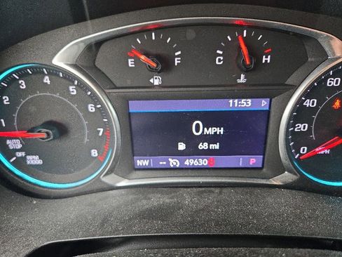 Used 2021 Chevrolet Traverse LT FWD image 8