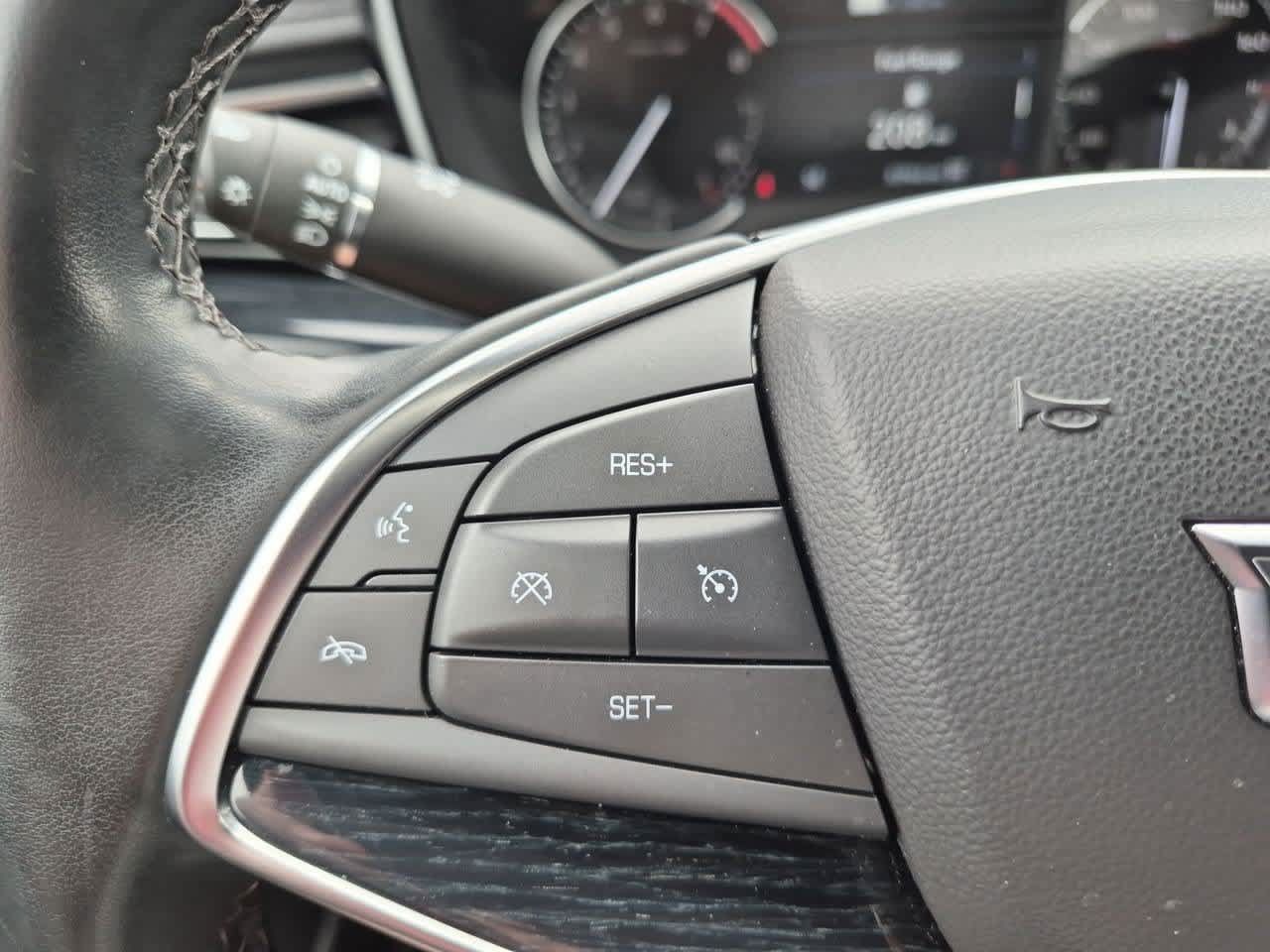 Used 2025 Cadillac XT5 Premium Luxury AWD/4WD image 25