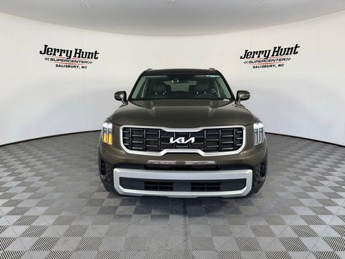 Used 2025 Kia Telluride S image 6
