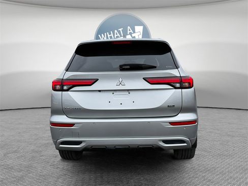 Used 2022 Mitsubishi Outlander SEL image 5