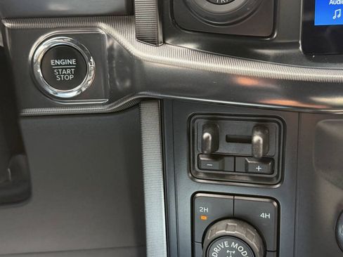 Used 2024 Ford F150 Platinum AWD/4WD image 31