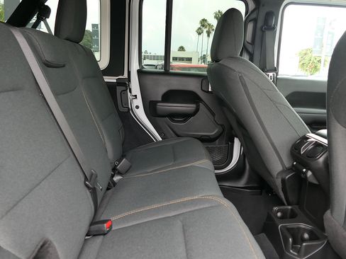 Used 2024 Jeep Wrangler Unlimited Sport AWD/4WD image 25