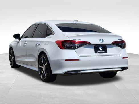 Used 2024 Honda Civic Touring image 6