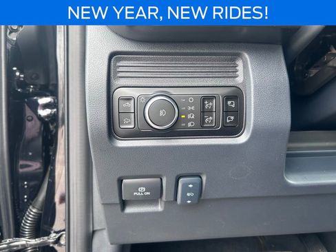New 2026 Ford F250 Lariat AWD/4WD image 17