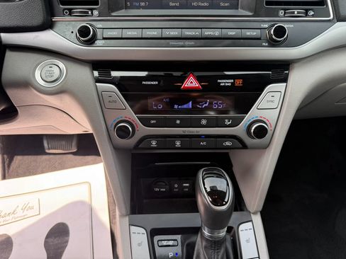 Used 2017 Hyundai Elantra SE w/ SE A/T Tech Package 03 FWD image 21