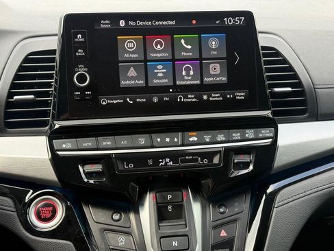 Used 2025 Honda Odyssey Touring image 19