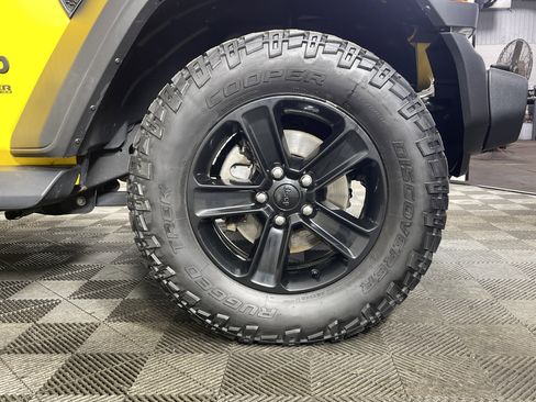 Used 2021 Jeep Wrangler Unlimited Sport image 7