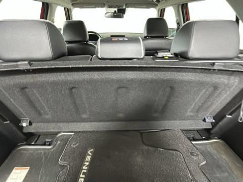 Used 2022 Hyundai Venue Limited w/ Cargo Package FWD image 29