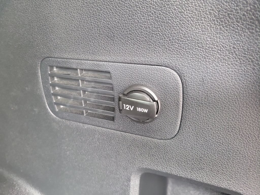 Certified 2023 Hyundai Santa Fe SEL FWD image 11