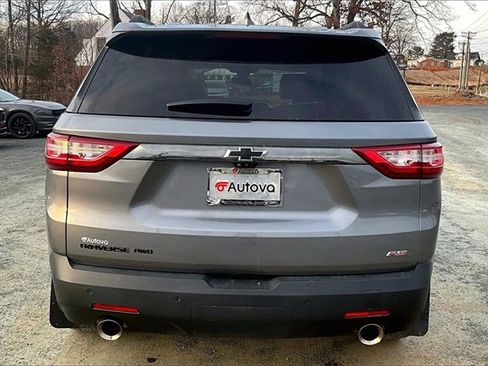 Used 2021 Chevrolet Traverse RS w/ LPO, Floor Liner Package image 9