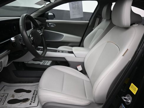 Used 2023 Hyundai Ioniq 6 SEL image 25