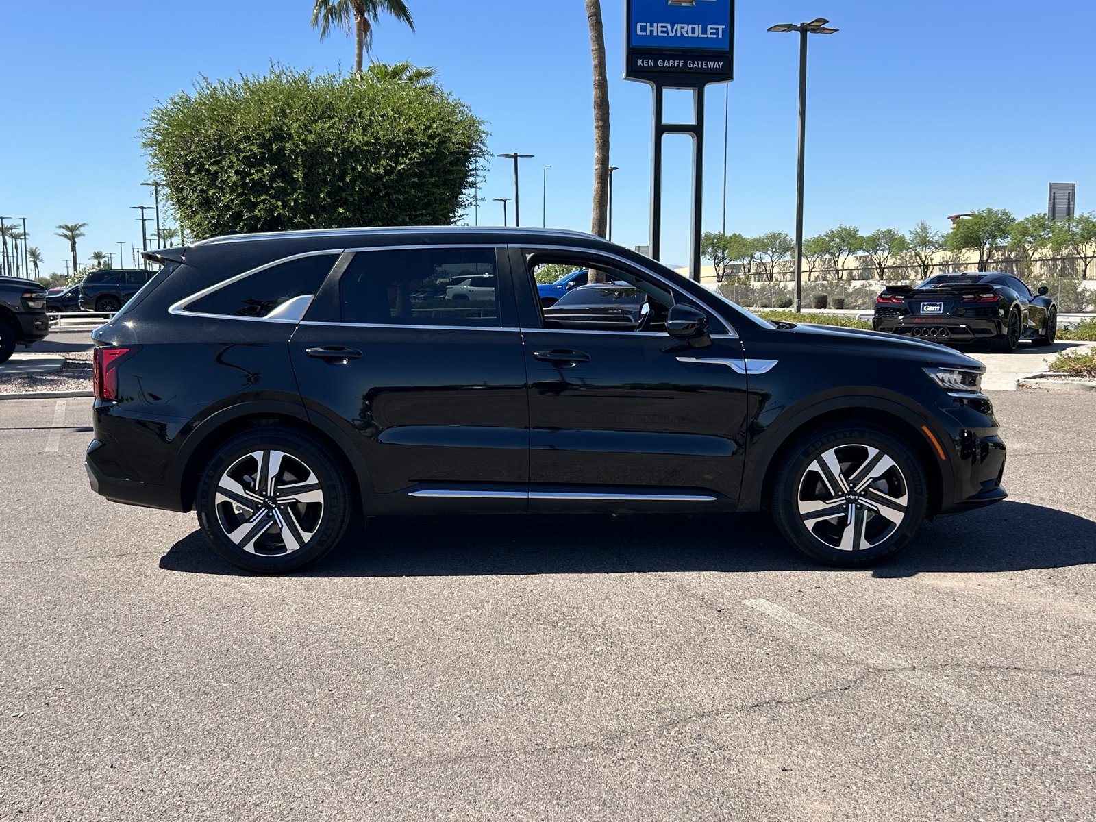 Used 2023 Kia Sorento EX AWD/4WD image 6