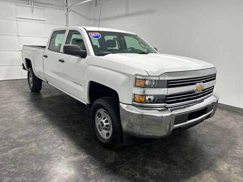 Used 2017 Chevrolet Silverado 2500 W/T RWD image 5