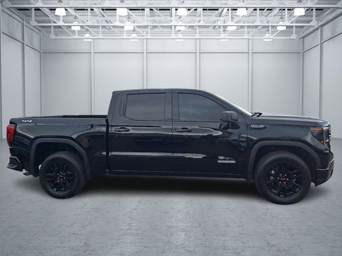 Used 2025 GMC Sierra 1500 Elevation image 6