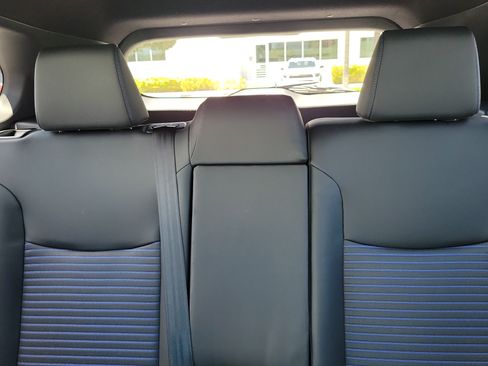 Used 2025 Toyota Corolla Cross AWD Hybrid w/ Convenience Package image 21