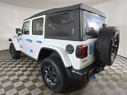 Used 2023 Jeep Wrangler Unlimited Rubicon 4xe w/ Cold Weather Group AWD/4WD image 4