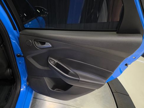 Used 2018 Ford Focus RS AWD/4WD image 37