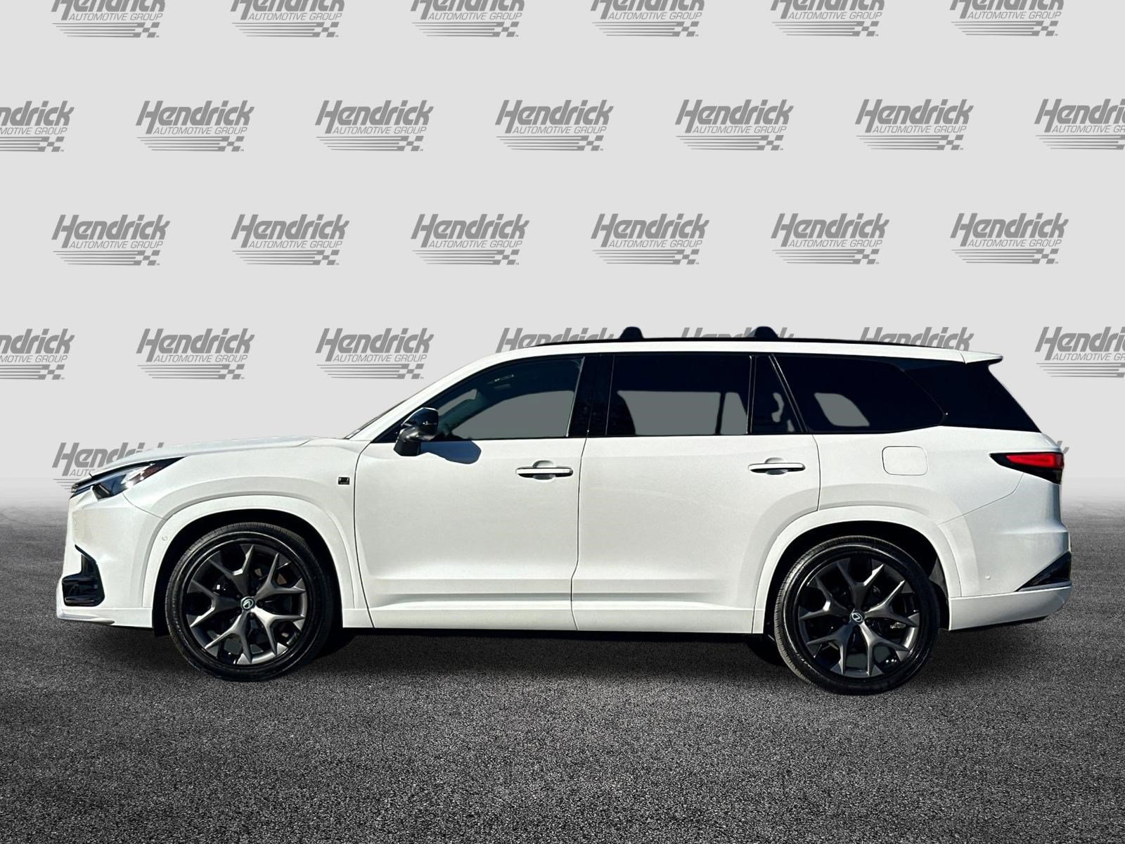 Certified 2026 Lexus TX 500h AWD w/ Technology Package image 8