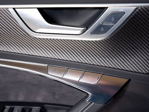 Used 2025 Audi RS 6 performance image 61