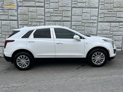 Used 2018 Cadillac XT5 Luxury w/ Driver Awareness Package image 8