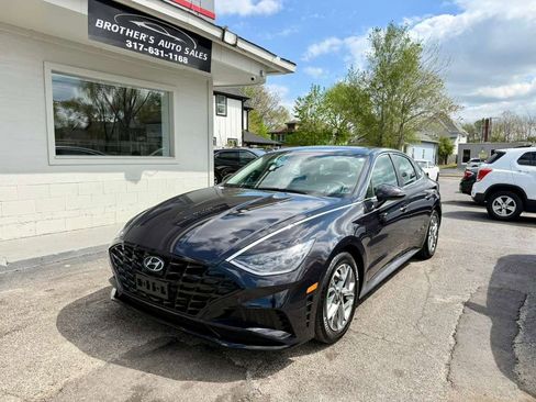 Used 2023 Hyundai Sonata SEL image 1