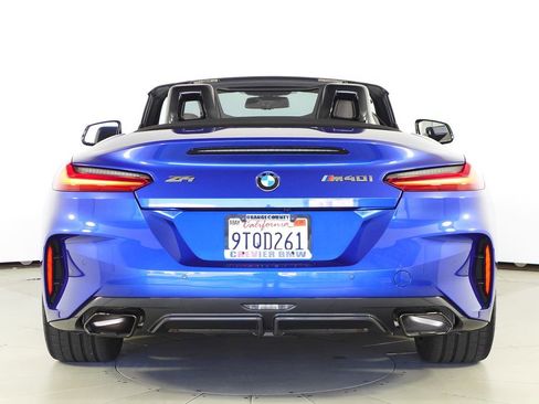 Used 2025 BMW Z4 M40i w/ Premium Package image 8