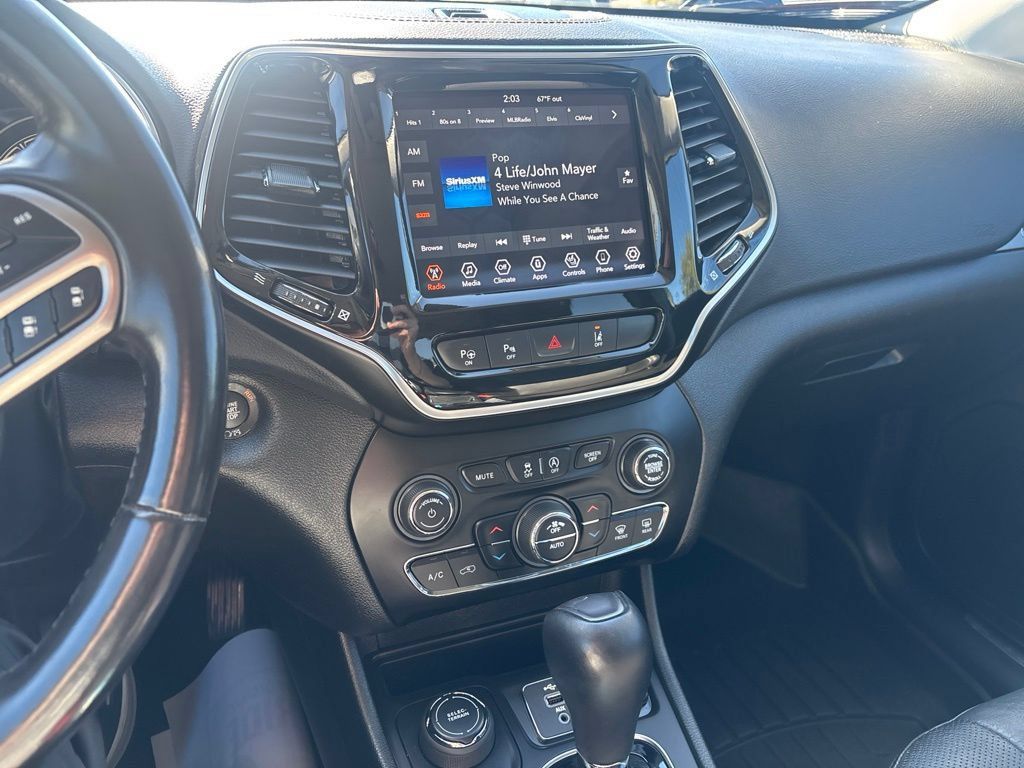 Used 2021 Jeep Cherokee Limited AWD/4WD image 17