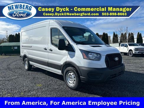 New 2026 Ford Transit 250 148 Medium Roof w/ Load Area Protection Package RWD image 4