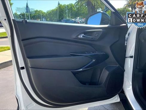 Used 2024 Chevrolet Trax RS w/ Sunroof Package FWD image 20