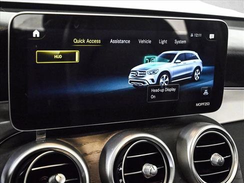 Used 2020 Mercedes-Benz GLC 300 4MATIC image 16