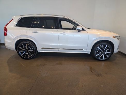 Used 2024 Volvo XC90 B6 Plus w/ Protection Package Premier image 6