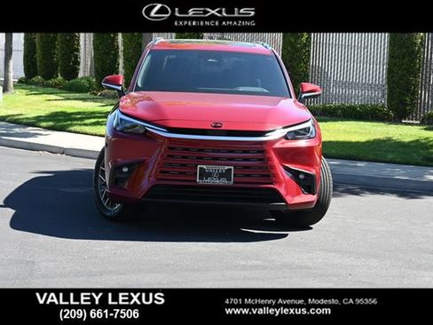 New 2026 Lexus TX 350 AWD image 2