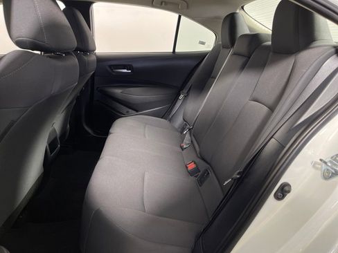 Used 2021 Toyota Corolla LE image 13