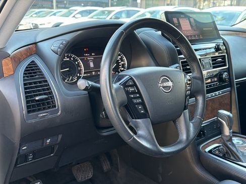 Used 2022 Nissan Armada SL w/ Captain's Chairs Package RWD image 17