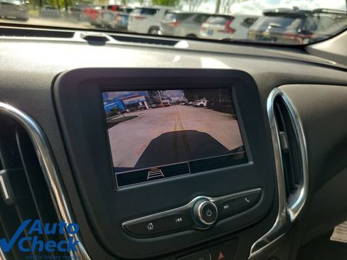 Used 2024 Chevrolet Equinox LT FWD image 30