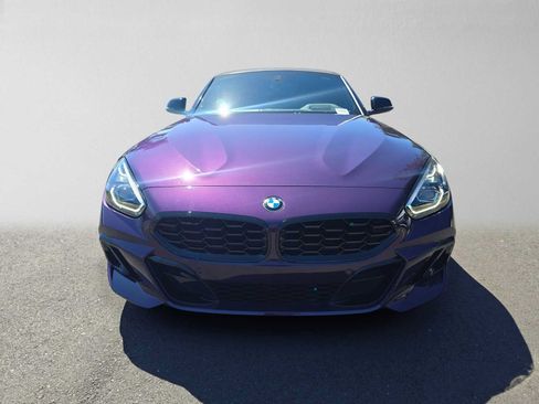 Used 2025 BMW Z4 M40i w/ Premium Package RWD image 8