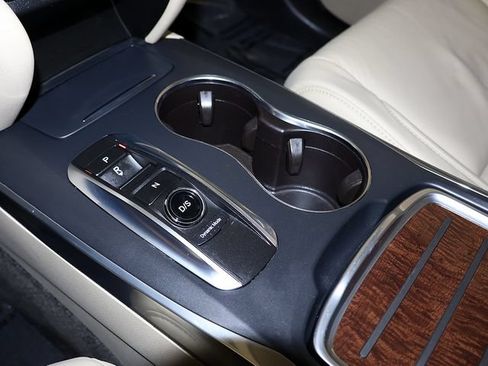 Certified 2018 Acura MDX SH-AWD w/ Technology Package image 22
