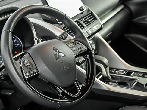 Used 2025 Mitsubishi Eclipse Cross SE AWD/4WD image 18