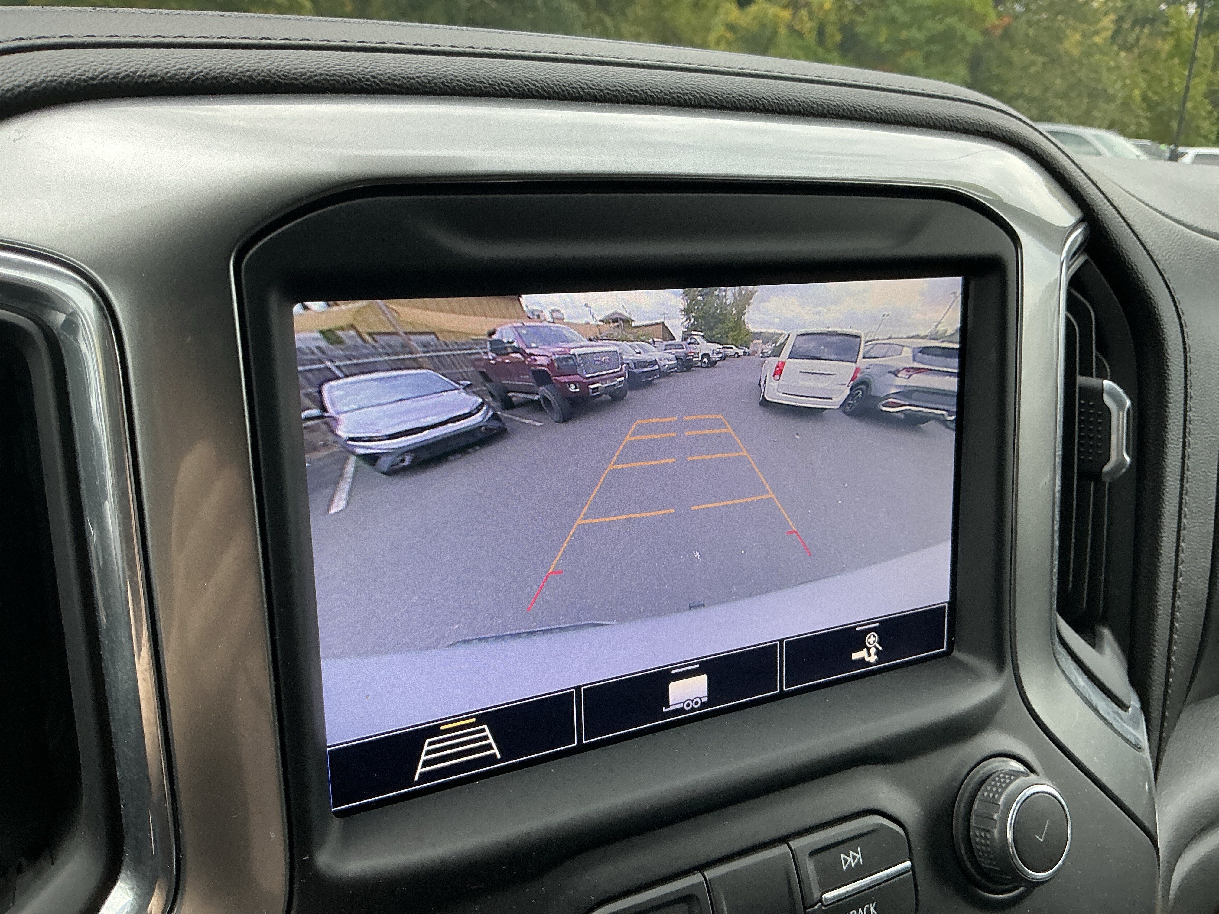 Used 2020 Chevrolet Silverado 1500 RST AWD/4WD image 24