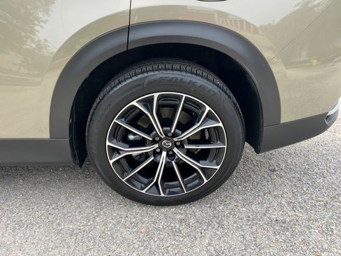 Certified 2025 MAZDA CX-70 Plug-In Hybrid w/ Premium Plus AWD/4WD image 22