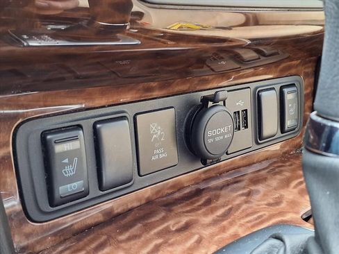 Used 2019 Nissan Armada SL w/ Premium Package image 25