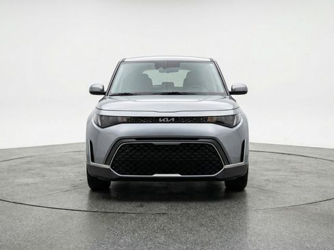 Used 2025 Kia Soul LX w/ LX Technology Package image 1