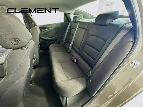 Used 2024 Chevrolet Malibu LT FWD image 31